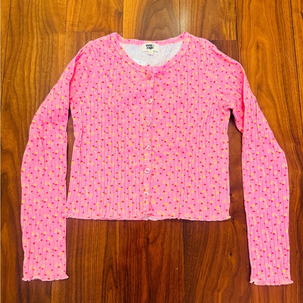 Pink Ribbed Button-Up Crop Cardigan with Orange Dot Detail
